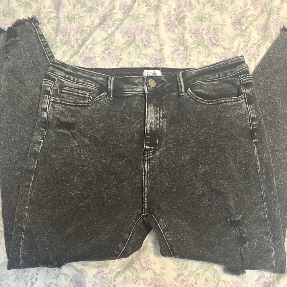 Black high-waisted ripped skinny jeans